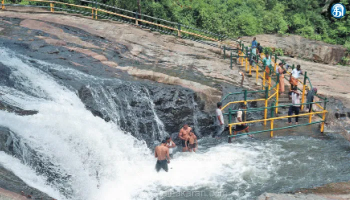 நீர்வரத்து சீரானதால் கும்பக்கரை அருவியில் குளிக்க ‘கிரீன் சிக்னல்’: சுற்றுலாப்பயணிகள் குஷி
