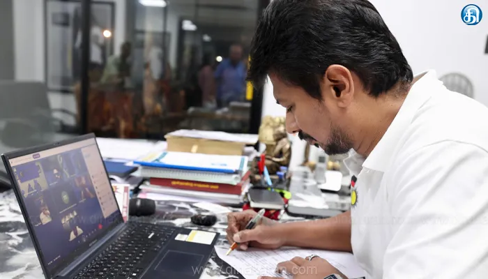 மதுரையில் கனமழை பாதிப்பு குறித்து துணை முதலமைச்சர் ஆலோசனை