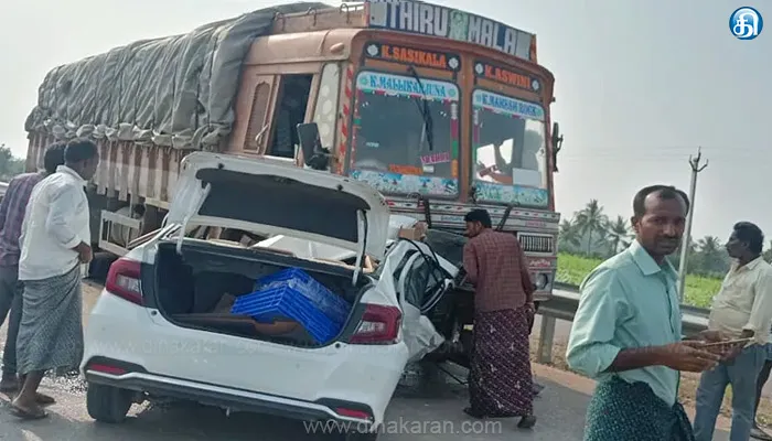 ஆந்திராவில் டயர் வெடித்ததில் கார் கட்டுப்பாட்டை இழந்து லாரி மீது மோதியதில் 6 பேர் உயிரிழப்பு..!!