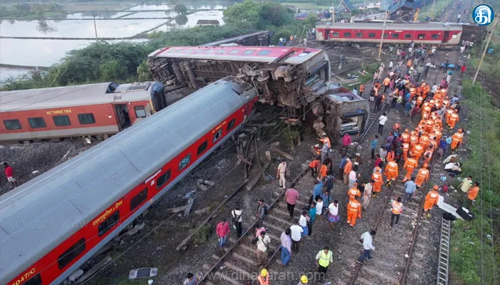 ரயில்வே அமைச்சர் பதவி விலக வேண்டும்: காங்கிரஸ் வலியுறுத்தல்