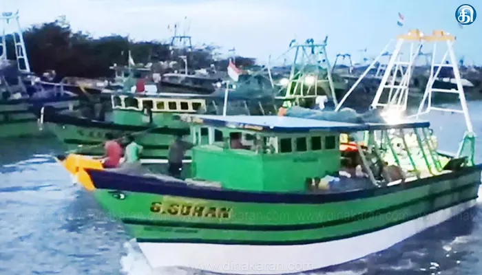கனமழை, பலத்த காற்று எச்சரிக்கை காரணமாக நாகை மீனவர்கள் கடலுக்கு மீன்பிடிக்க செல்லவில்லை