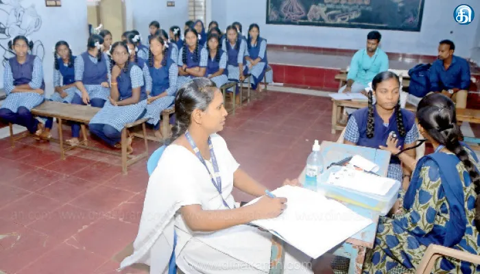 வேலூர் மாவட்டத்தில் 24 இடங்களில் காய்ச்சல் மருத்துவ சிறப்பு முகாம்