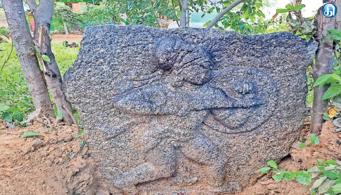 Jollapettai, nadukal