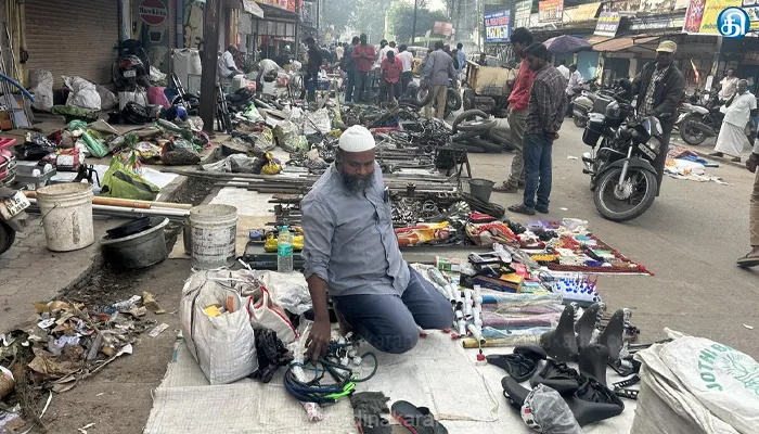 குண்டூசி முதல் இயந்திர தளவாடங்கள் வரை கிடைக்கும் 2 நூற்றாண்டுகளை கடந்த வேலூர் சண்டே மார்க்கெட்