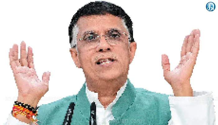 இந்தி சினிமா வில்லன் போல பிரதமர் மோடி பேசக் கூடாது: காங்கிரஸ் விமர்சனம்