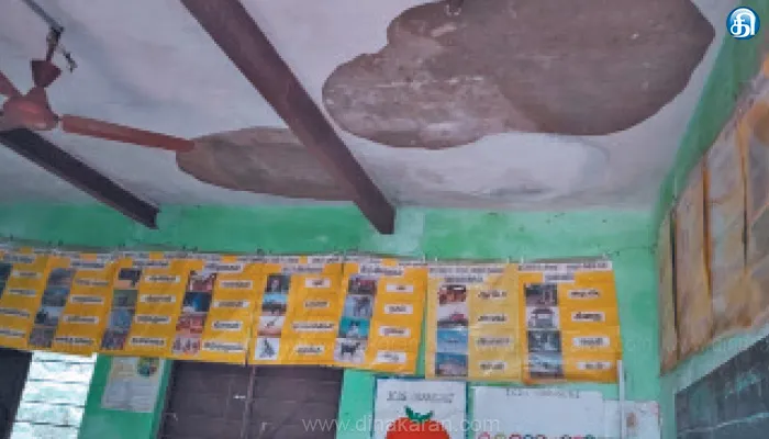 உடன்குடி அருகே அங்கன்வாடியில் கான்கிரீட் பூச்சு பெயர்ந்து விழுந்தது