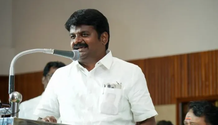 புதுக்கோட்டை: அதிமுக முன்னாள் அமைச்சர் சி.விஜயபாஸ்கர் மீதான சொத்து குவிப்பு  வழக்கை வரும் டிசம்பர் 18ம் தேதிக்கு ஒத்திவைத்து ...