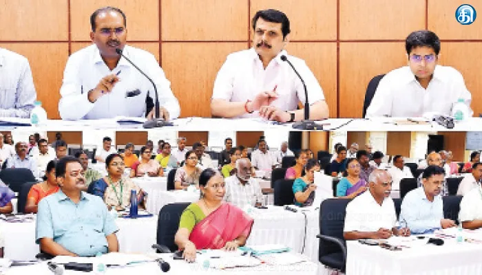 30 நிமிடங்களுக்கு மேல் மின்தடங்கல் சிறப்பு கவனம் செலுத்தி உடனுக்குடன் சரி செய்ய வேண்டும்: அமைச்சர் செந்தில் பாலாஜி அறிவுறுத்தல்