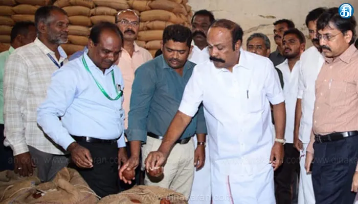 கூட்டுறவு சங்கங்களின் பட்டியலில் இருந்து போலி உறுப்பினர்கள் 44 லட்சம் பேர் நீக்கம்: அதிகாரிகள் அதிரடி நடவடிக்கை