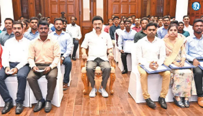 உதவிப்பொறியாளர் பணியிடத்திற்கு தேர்வான 246 பேருக்கு பணி நியமன ஆணைகள்: முதல்வர் மு.க.ஸ்டாலின் வழங்கினார்