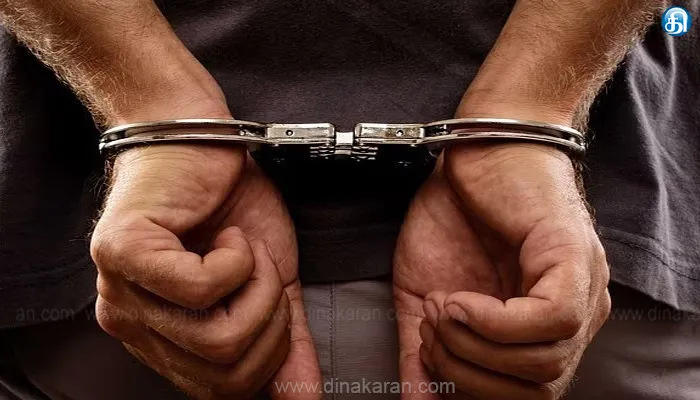 நகை, செல்போன் பறிப்பு: தோழியின் காதலன் கைது