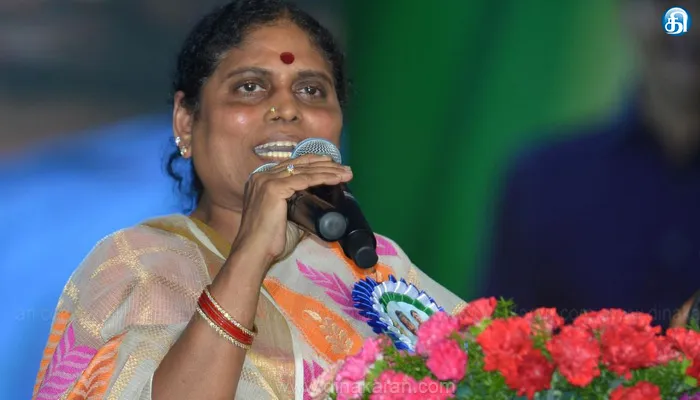 எனது மகன் என்னை கொல்லப்பார்க்கிறாரா? வதந்தி பரப்பினால் மானநஷ்ட வழக்கு: தெலுங்கு தேசம் கட்சிக்கு ஜெகன்மோகனின் தாய் எச்சரிக்கை