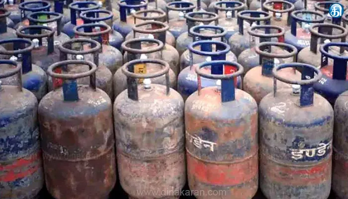 வணிக பயன்பாட்டுக்கான சிலிண்டர் விலை ரூ.61.50 அதிகரித்து 1964.50 ரூபாய்க்கு விற்பனை: வீட்டு உபயோக சிலிண்டர் விலையில் மாற்றமில்லை