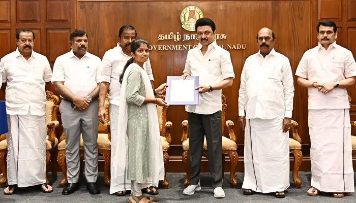 டி.என்.பி.எஸ்.சி மூலம் உதவிப்பொறியாளர் பணியிடத்திற்கு தேர்வு செய்யப்பட்ட 246 நபர்களுக்கு பணிநியமன ஆணைகள் வழங்கினார் முதலமைச்சர்.மு.க.ஸ்டாலின்..!!