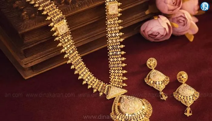 4 நாட்களில் தங்கம் விலை ரூ.2,720 சரிவு… ஒரு சவரன் ரூ.56,000கீழ் சென்றதால் நகை வாங்குவோர் ஹாப்பி!!