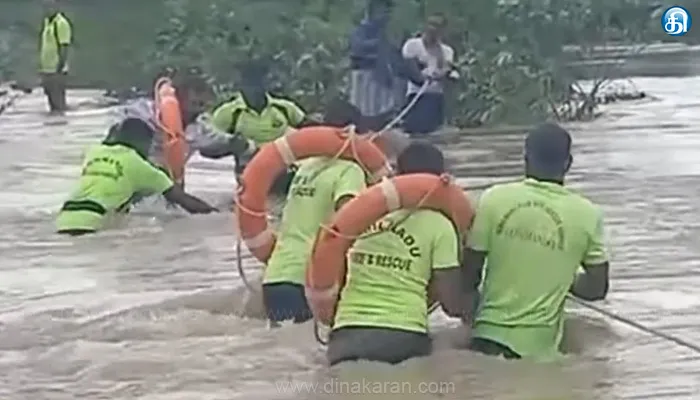 நெல்லை முக்கூடல் நீரேற்றுநிலையத்தில் வெள்ளத்தில் சிக்கிய 4 பேர் மீட்பு