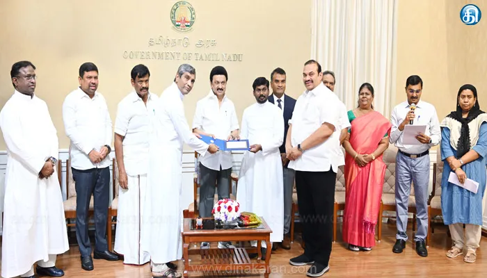 தமிழ்நாடு சிறுபான்மையினர் பொருளாதார மேம்பாட்டு கழகத்தின் மூலம் கடன் உதவிகளை வழங்கினார் முதல்வர் மு.க.ஸ்டாலின்..!!