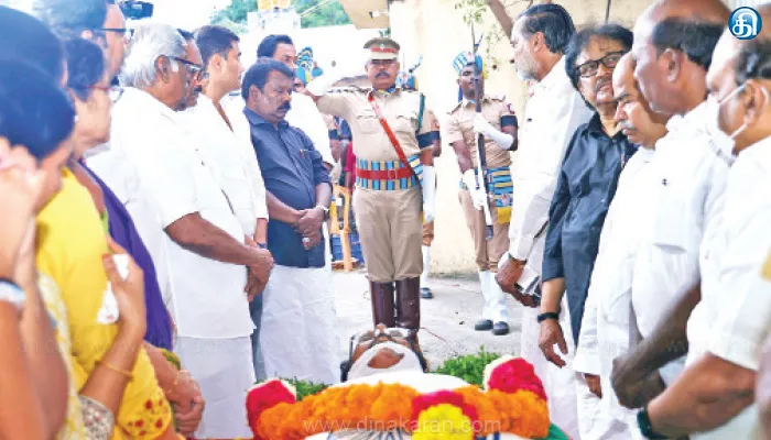 தமிழக காங்கிரஸ் மூத்த தலைவர் ஈவிகேஎஸ். இளங்கோவன் எம்எல்ஏ உடல் தகனம்: முதல்வர் மு.க.ஸ்டாலின் இறுதி அஞ்சலி