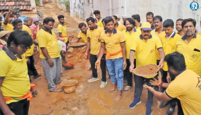 திருவண்ணாமலை வஉசி நகரில் மண்சரிவு ஏற்பட்ட குடியிருப்பு பகுதிகளில் போர்க்கால அடிப்படையில் சீரமைப்பு பணிகள்