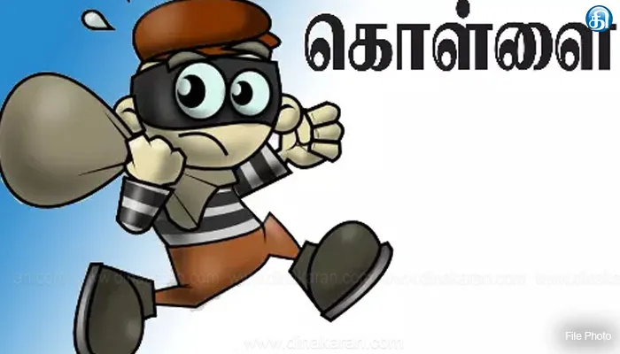 கனகம்மாசத்திரம் அருகே பூட்டிய வீட்டில் நகை கொள்ளை