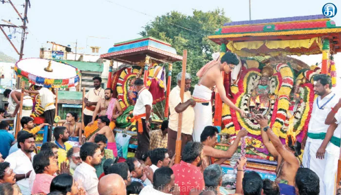 கார்த்திகை தீபத்திருவிழா; அண்ணாமலையார் 14 கி.மீ. கிரிவலம்: ஏராளமான பக்தர்கள் தரிசனம்