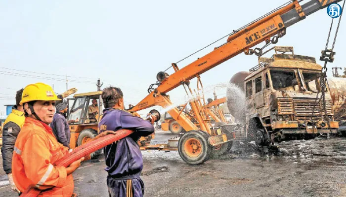 ராஜஸ்தானில் பயங்கரம் விபத்தில் சிக்கிய எல்பிஜி டேங்கர் லாரி தீப்பிடித்ததில் 11 பேர் கருகி பலி: 37 வாகனங்கள் எரிந்து நாசம்