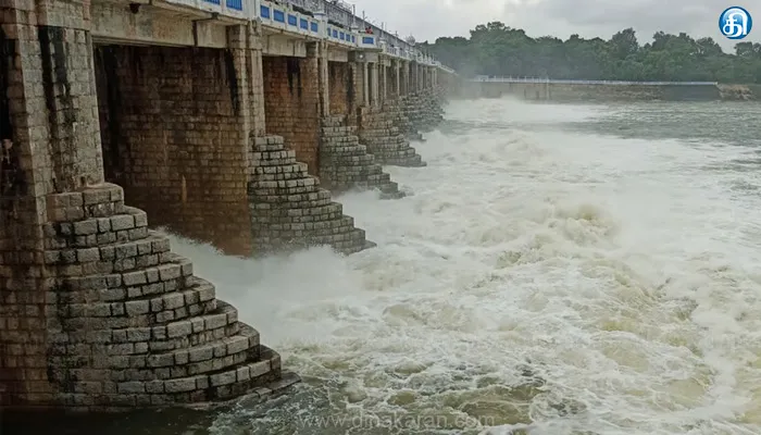 பூண்டி ஏரியில் இருந்து நீர் திறப்பு 16,500 கனஅடியாக அதிகரிப்பு