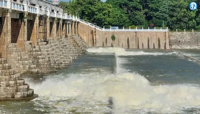 பூண்டி நீர்தேக்கத்தின் நீர்மட்டம் உயர்ந்து வருவதால் கரையோர மக்களுக்கு வெள்ள அபாய எச்சரிக்கை: நீர்வளத்துறை அறிவிப்பு