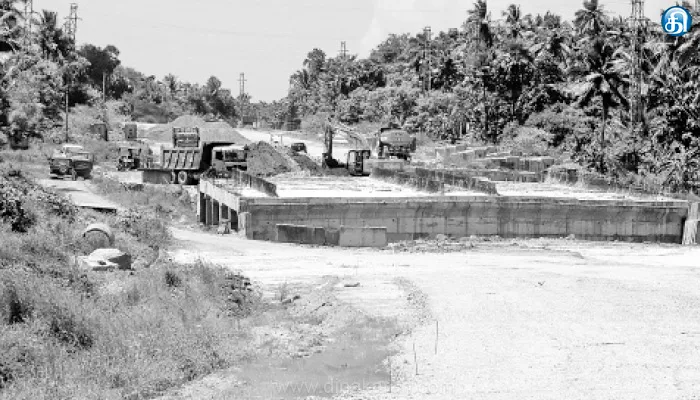 மண், கற்கள் எடுக்க அனுமதியில்லை; குமரி 4 வழி சாலை பணிகள் முடக்கம்.! 1.5 ஆண்டில் 28 சதவீதம் மட்டுமே நிறைவு