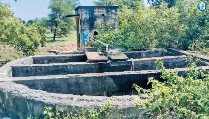 பெருக்கரணை கிராமத்தில் திறந்தநிலையில் காணப்படும் குடிநீர் கிணறு: பொதுமக்கள் புகார்