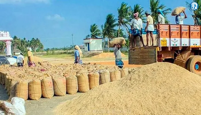 தொடர் மழை மற்றும் பனிமூட்டம் காரணமாக நெல் கொள்முதலுக்கான ஈரப்பதத்தை 17%லிருந்து 22% ஆக அதிகரிக்க வேண்டும்: தமிழ்நாடு அரசு