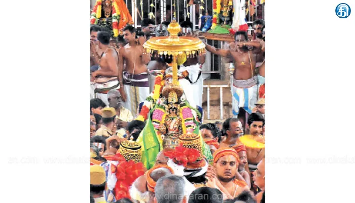 ஸ்ரீ ரங்கம் கோயிலில் சொர்க்கவாசல் திறப்பு: 2 லட்சம் பக்தர்கள் தரிசனம்