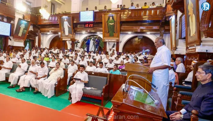 மக்கள்தொகை கணக்கெடுப்புடன் சாதிவாரி கணக்கெடுப்பையும் நடத்த வேண்டும்: சட்டப்பேரவையில் ஆளுநர் உரை