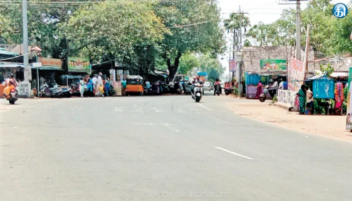 கோடை துவங்கும் முன்பே வெயில் கொடுமை செம்பனார்கோயில் பகுதியில் சாலைகள் வெறிச்சோடியது