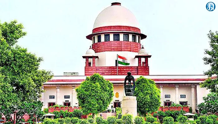 முல்லைப் பெரியாறு அணை வழக்குகளை 3 நீதிபதிகள் பெஞ்ச் விசாரிக்கும்: உச்ச நீதிமன்றம் முடிவு