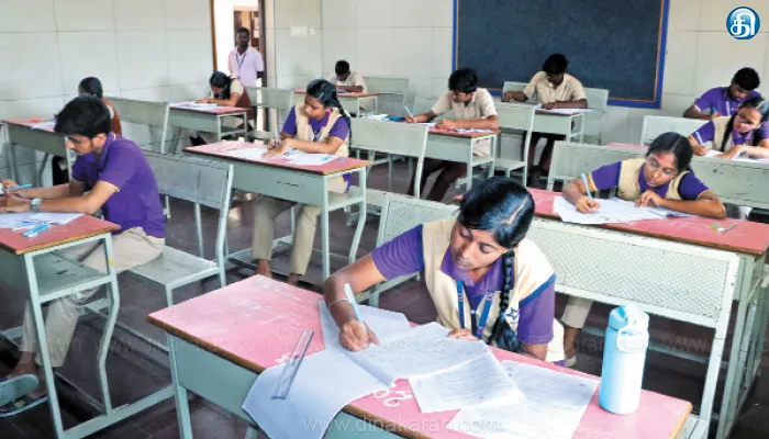 சிபிஎஸ்இ பொதுத்தேர்வு தொடங்கியது