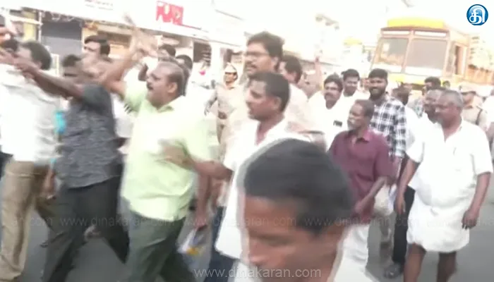 ஈரோடு கிழக்குத் தொகுதியில் கள்ள ஓட்டு போட முயன்ற நா.த.க.வினர் 2 பேர் கைது