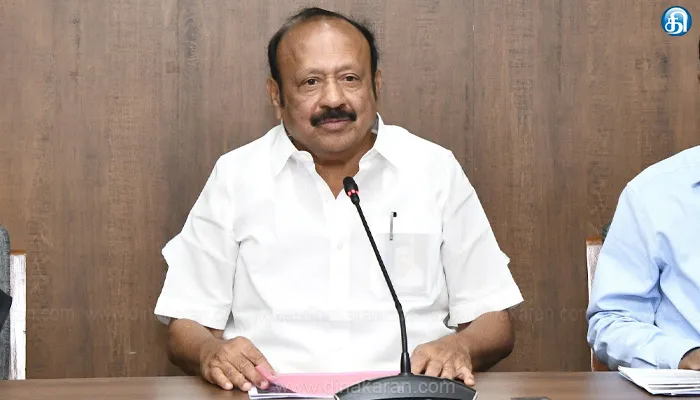 மழையால் பாதிக்கப்பட்ட விவசாயிகளுக்கு இம்மாத இறுதிக்குள் இழப்பீட்டு தொகை வழங்க அமைச்சர் எம்.ஆர்.கே. பன்னீர்செல்வம் உத்தரவு