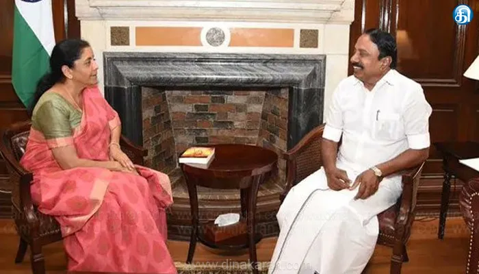 செங்கோட்டையன் மூலம் எடப்பாடி பழனிசாமிக்கு நெருக்கடி தர பாஜக திட்டம்!