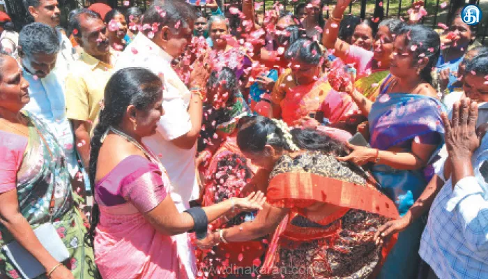 ரொட்டிப்பால் ஊழியர்களுக்கு உயர்த்தப்பட்ட ரூ.18 ஆயிரம் ஊதியத்துக்கான ஆணை