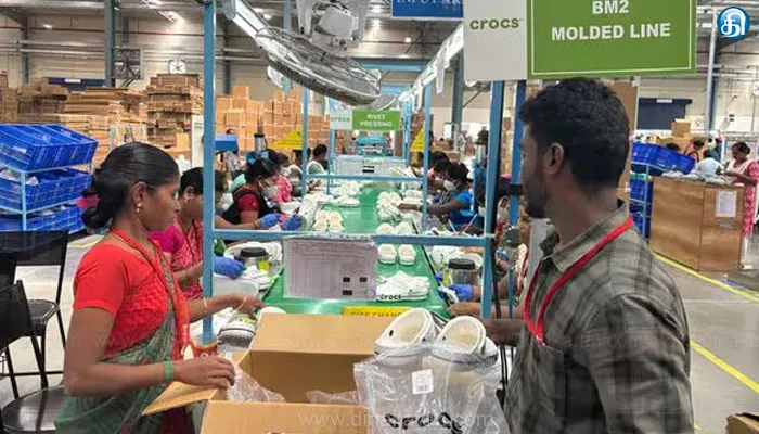 இந்தியாவின் தோல் அல்லாத காலணி தொழில் தலைநகராக மாறிய தமிழ்நாடு: பெரம்பலூரில் தயாராகும் “க்ராக்ஸ்” பிராண்ட் காலணிகள்