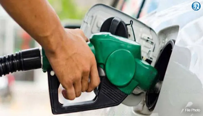 மார்ச் 26: பெட்ரோல் விலை ரூ.100.80, டீசல் விலை ரூ.92.39க்கு விற்பனை!