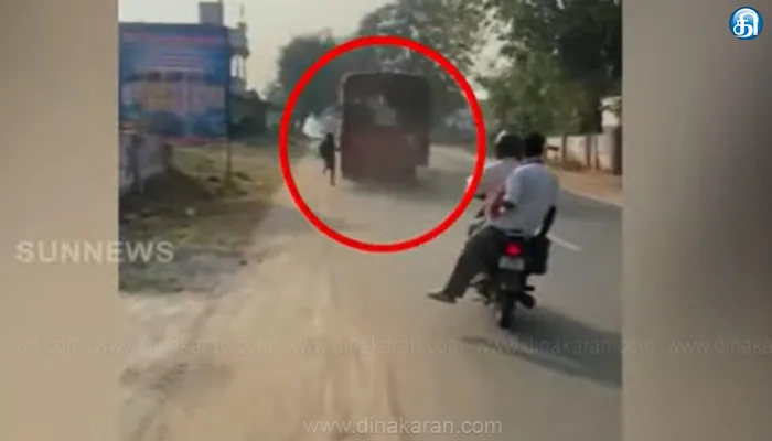 வாணியம்பாடி அருகே கொத்தக்கோட்டை பேருந்து நிறுத்தத்தில் பேருந்தை நிறுத்தாமல் சென்ற ஓட்டுநர் சஸ்பெண்ட்!!