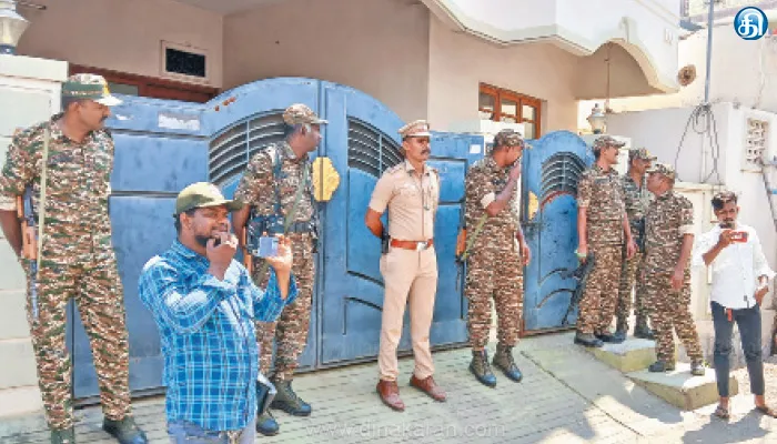 எஸ்டிபிஐ நிர்வாகிகளின் வீடு, கடையில் ஈ.டி ரெய்டு: இரும்புக்கடை அதிபர் கைது