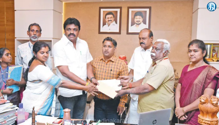வீடு தேடி பிறப்பு, இறப்பு சான்றிதழ்: தமிழகத்தில் முதல்முறையாக தஞ்சையில் தொடக்கம்