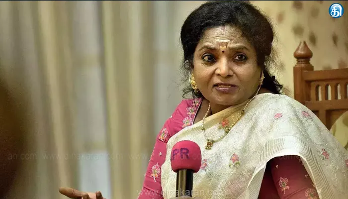 கனவு உலகத்தில் உள்ள விஜய் களத்திலேயே இல்லை: தமிழிசை கலாய்