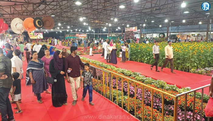 100 வகை பூக்களுடன் சுற்றுலாப் பயணிகளை கவர்ந்த தேக்கடி மலர்க்கண்காட்சி