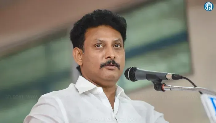 1915 முதுகலை ஆசிரியர்களை தேர்வு செய்வதற்கான அறிவிப்பு விரைவில் வெளியாகும் : அமைச்சர் அன்பில் மகேஸ்