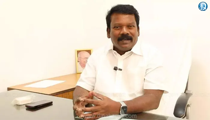 பொது இடங்களில் அமைக்கப்பட்டுள்ள காங்கிரஸ் கொடிக் கம்பங்களை அகற்ற வேண்டும்: செல்வப்பெருந்தகை வேண்டுகோள்!