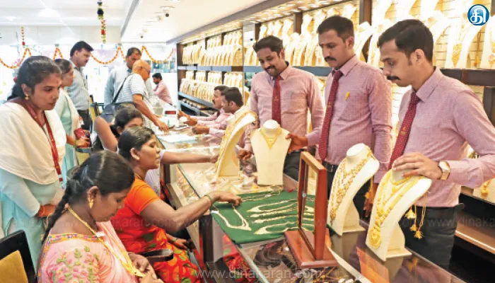 இன்று அட்சய திரிதியை நகைக்கடைகளில் அலைமோதும் கூட்டம்: நள்ளிரவிலும் கடைகளை திறக்க ஏற்பாடு